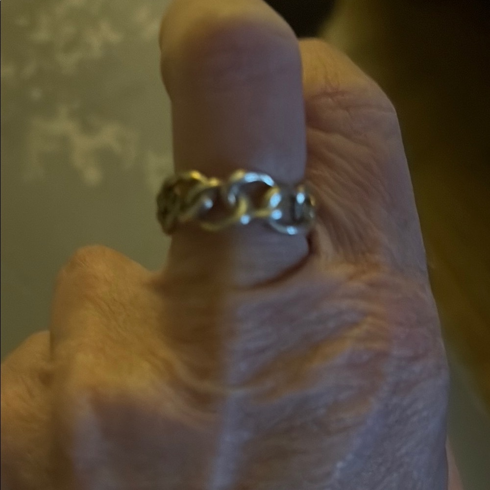 Elegant Gold Chain Ring